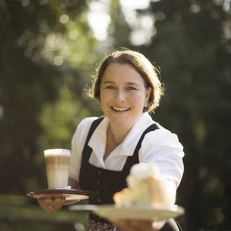 Kleins Wiese Gasthof 3*